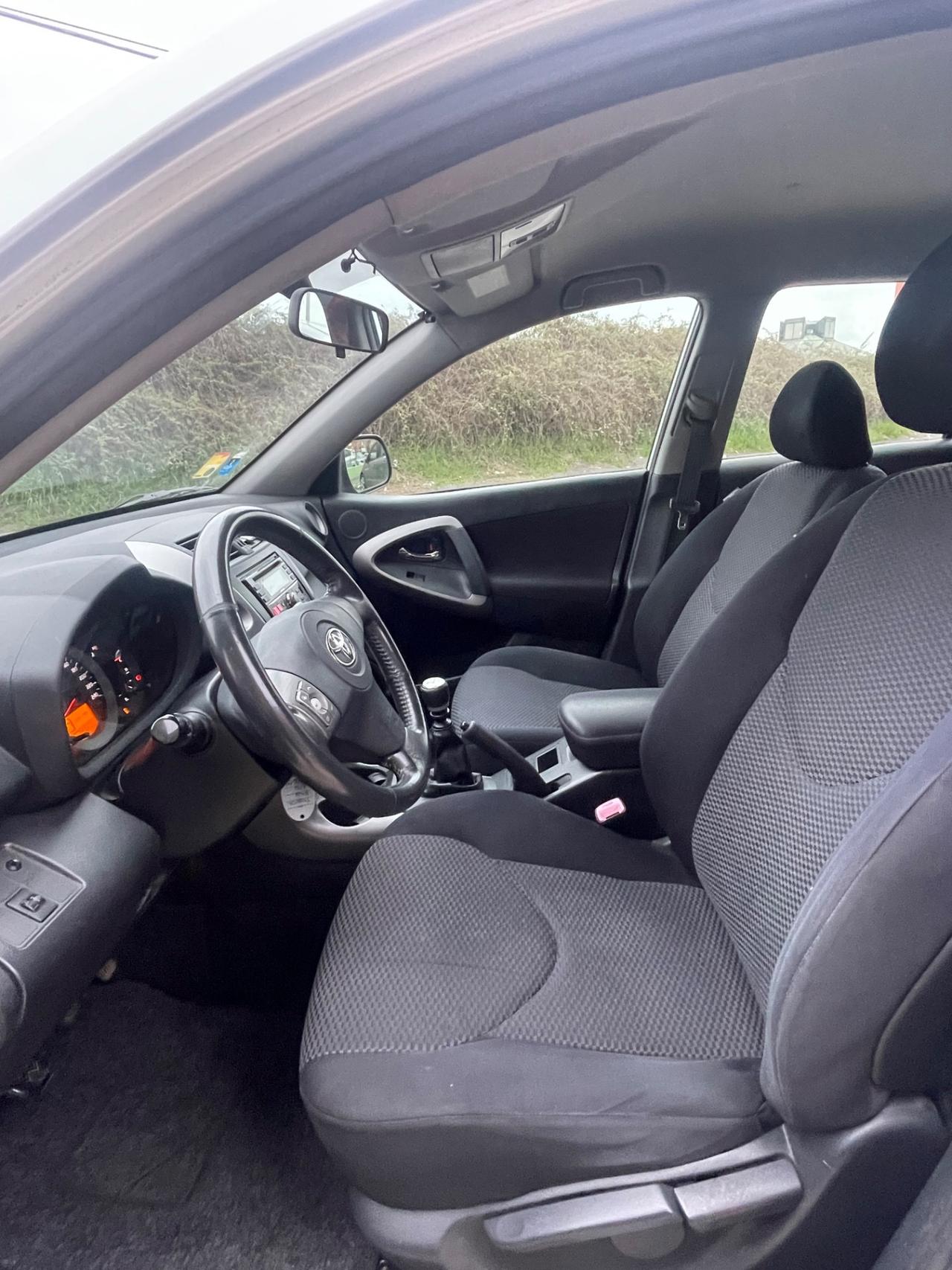 Toyota RAV 4 RAV4 2.2 D-4D 136 CV Luxury GARANTITA