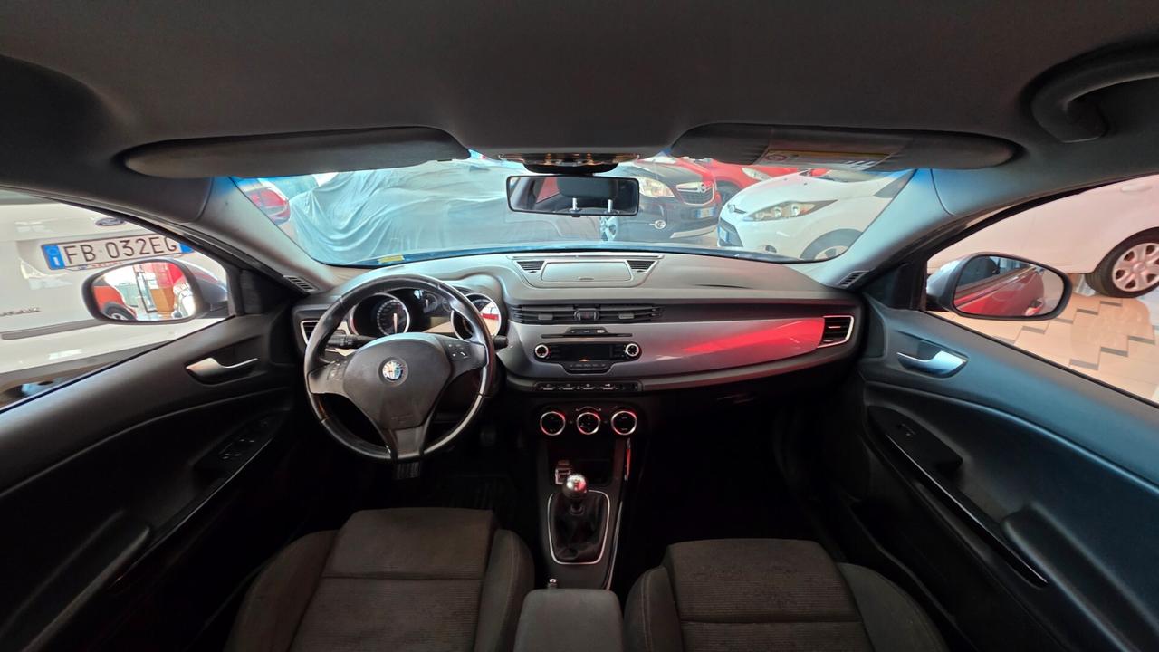 Alfa Romeo Giulietta 1.6 JTDm-2 105 CV Exclusive