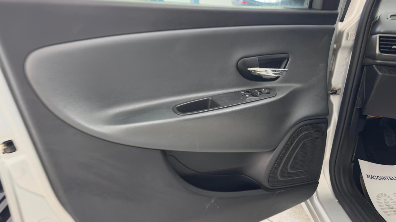 Lancia Ypsilon 1.3 MJT 16V 95 CV 5 porte S&S Platinum