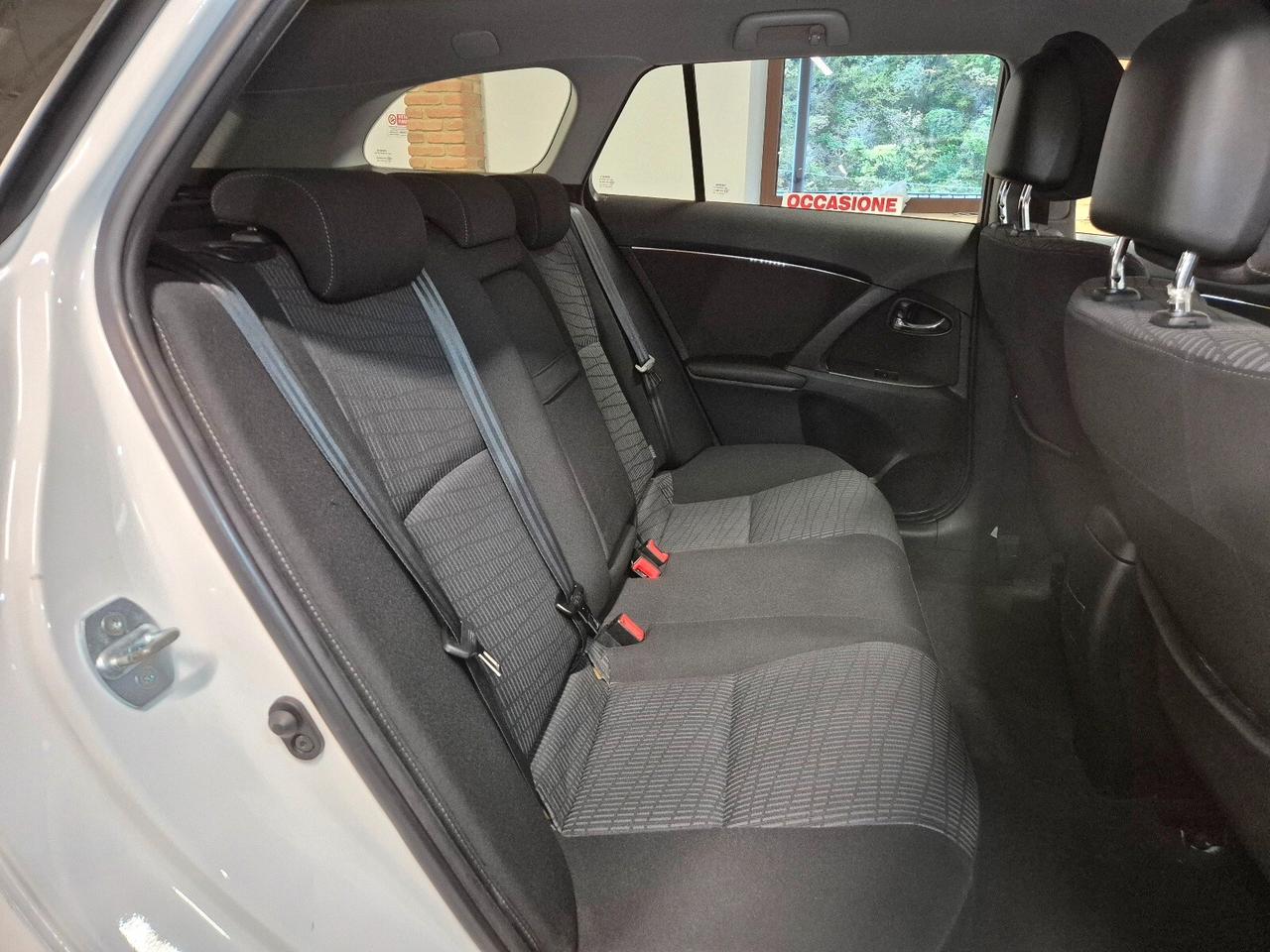 Toyota Avensis 2.0 D-4D Wagon Sol