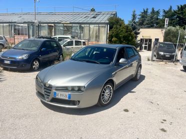 Alfa Romeo 159 1.9 JTDm Sportwagon Distinctive