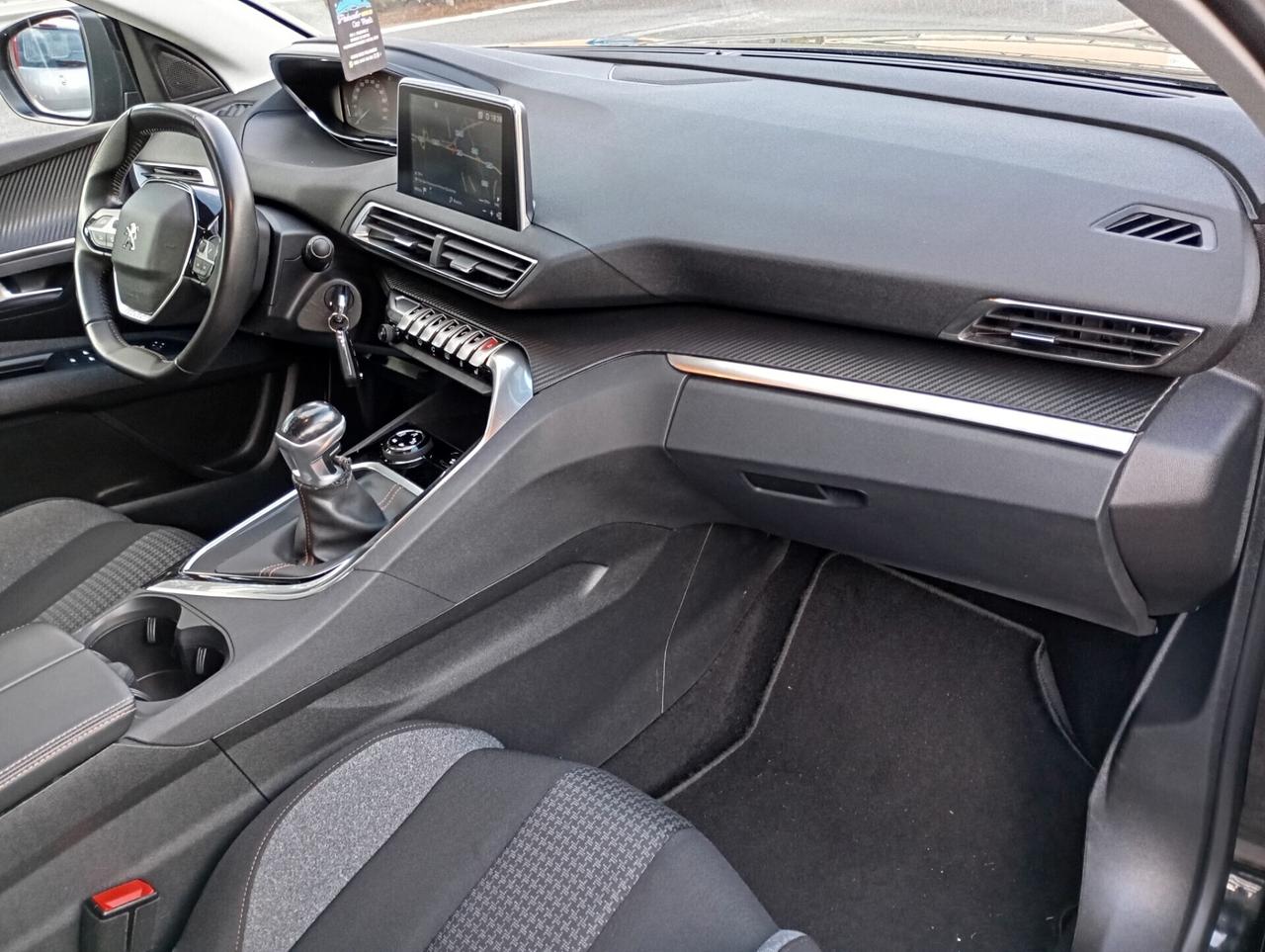 Peugeot 3008 1.5 BlueHDi 130CV Business