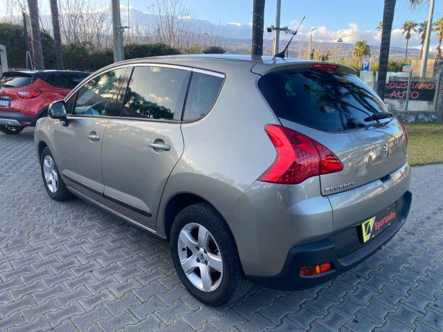 PEUGEOT 3008 1.6 HDi 115CV Business
