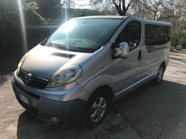 Opel Vivaro 27 2.5 CDTI 8 posti Automatico Gancio Traino