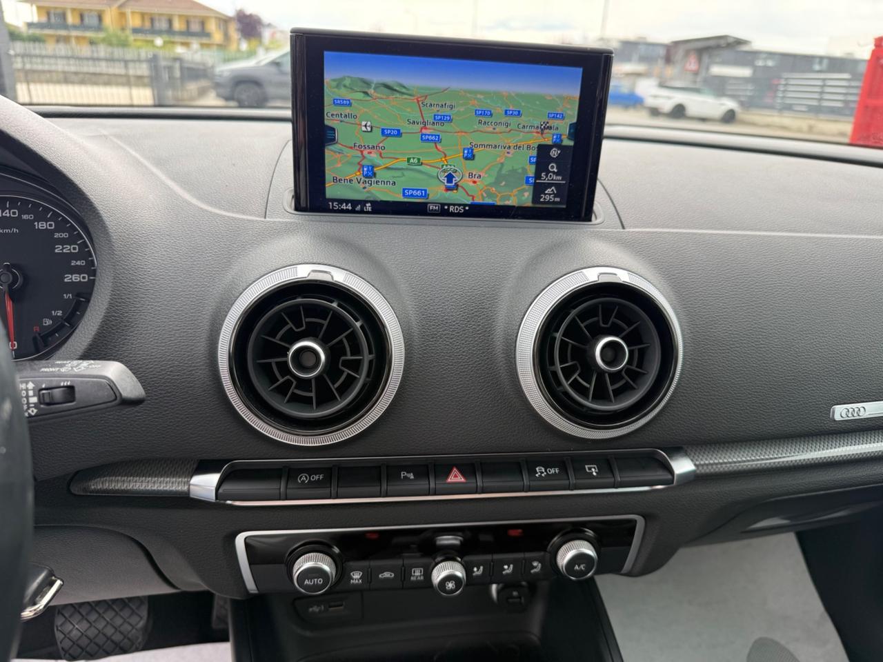 Audi A3 SPB 1.6 TDI S tronic OK NEOPATENTATI