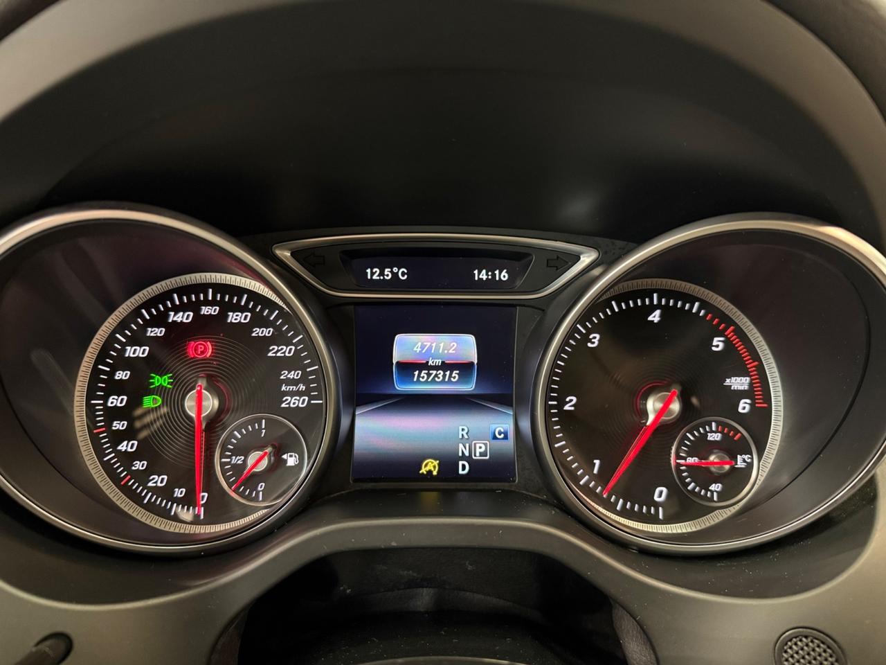 Mercedes-benz CLA 200 d S.W. Automatic Premium