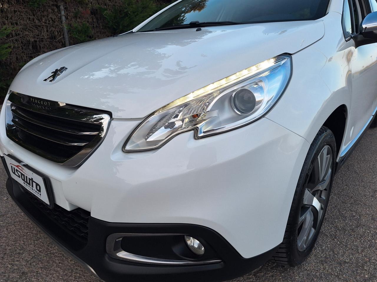 Peugeot 2008 1.6 e-HDi 92 CV "Allure" NAVI