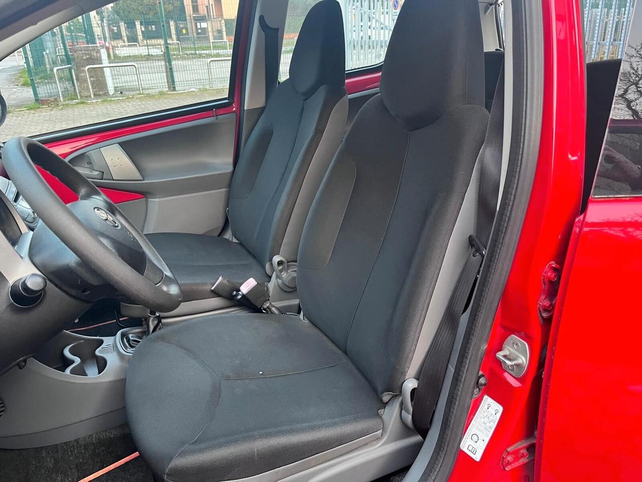 Toyota Aygo 1.0 12V VVT-i 5 porte Sol - 2009