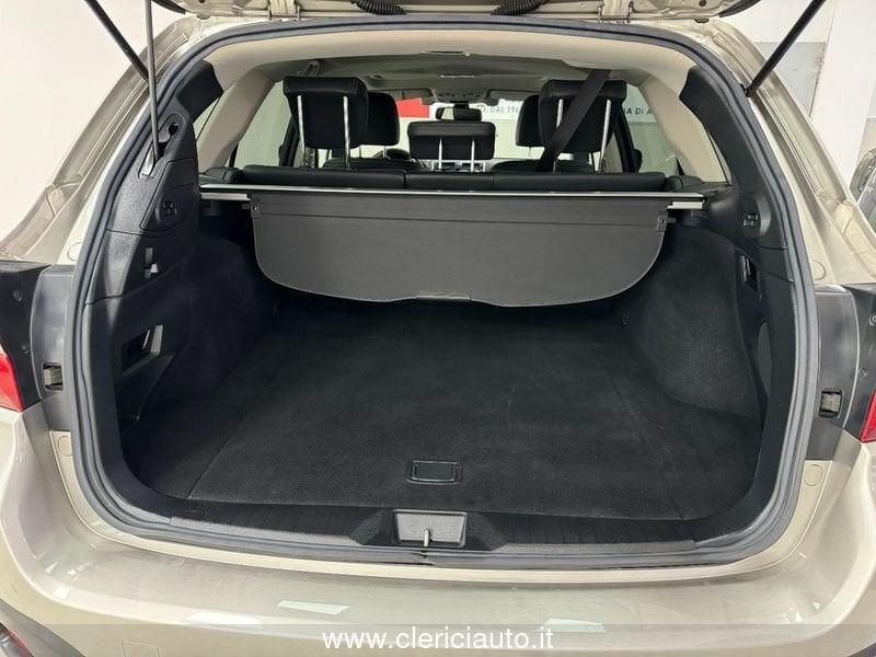 Subaru Outback 2.5i Lineartronic Premium (TETTO)