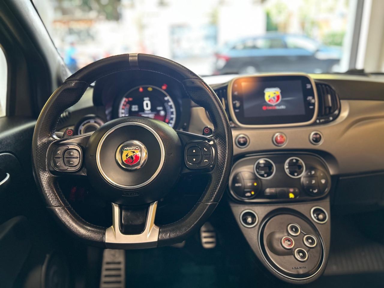Abarth 595 595C 1.4 T-Jet 165cv Turismo *** AUTOMATICA * AKRAPOVIC * CABRIO ***