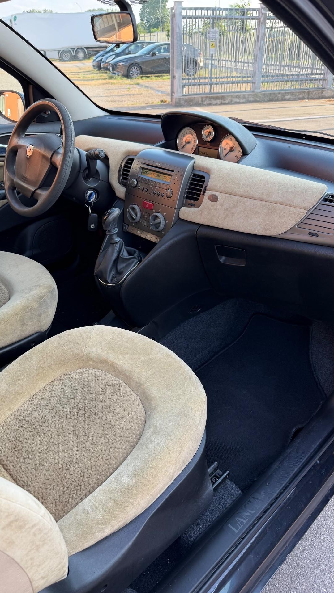 Lancia Ypsilon 1.2
