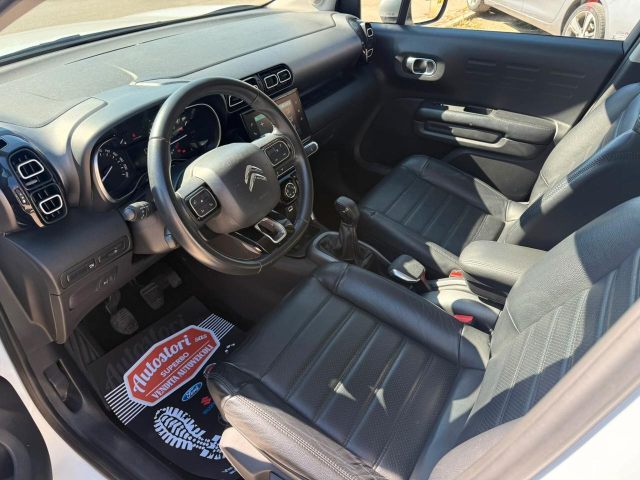 Citroen C3 Aircross HDi 100cv Shine PELLE/NAVI