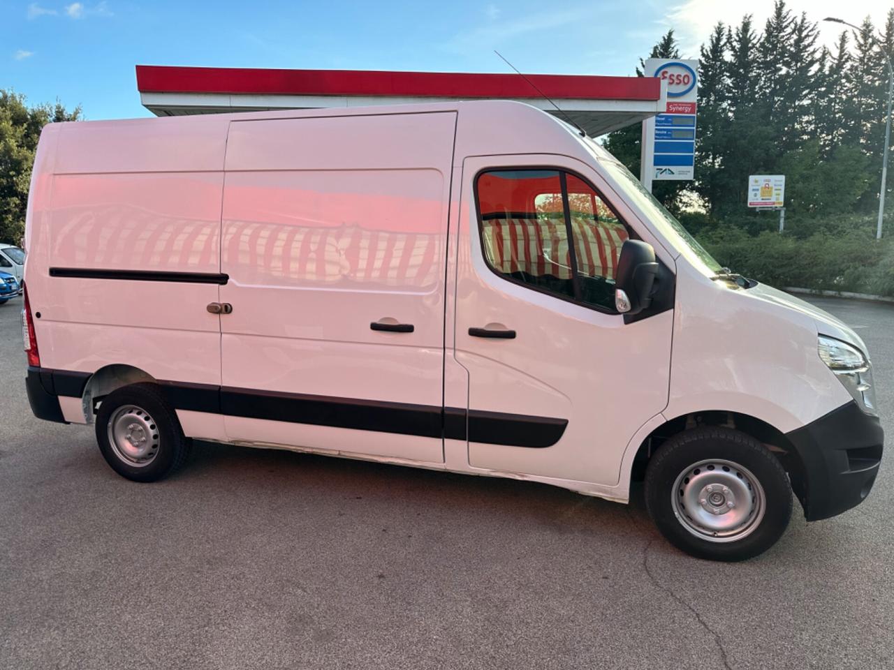 Nissan NV400 28 2.3 dCi PC-TM Furgone