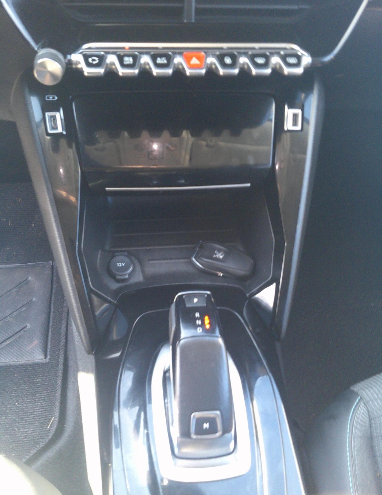 PEUGEOT 2008 1.5 BlueHDi 130cv EAT8 GT Pack