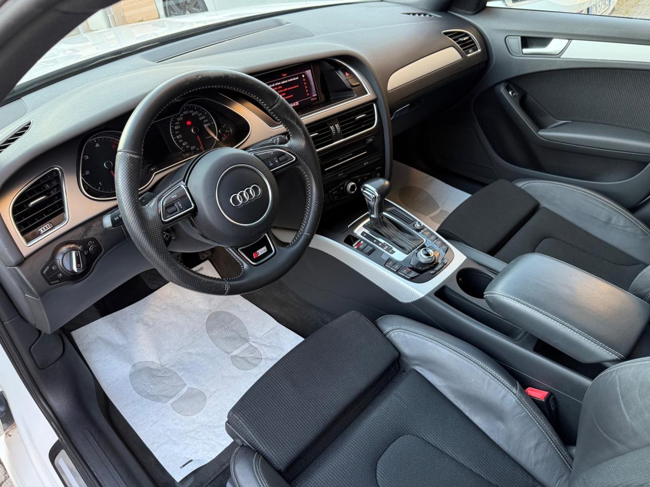 Audi A4 Avant 2.0TDI 177CV mult. S line - UNIPRO’ !!