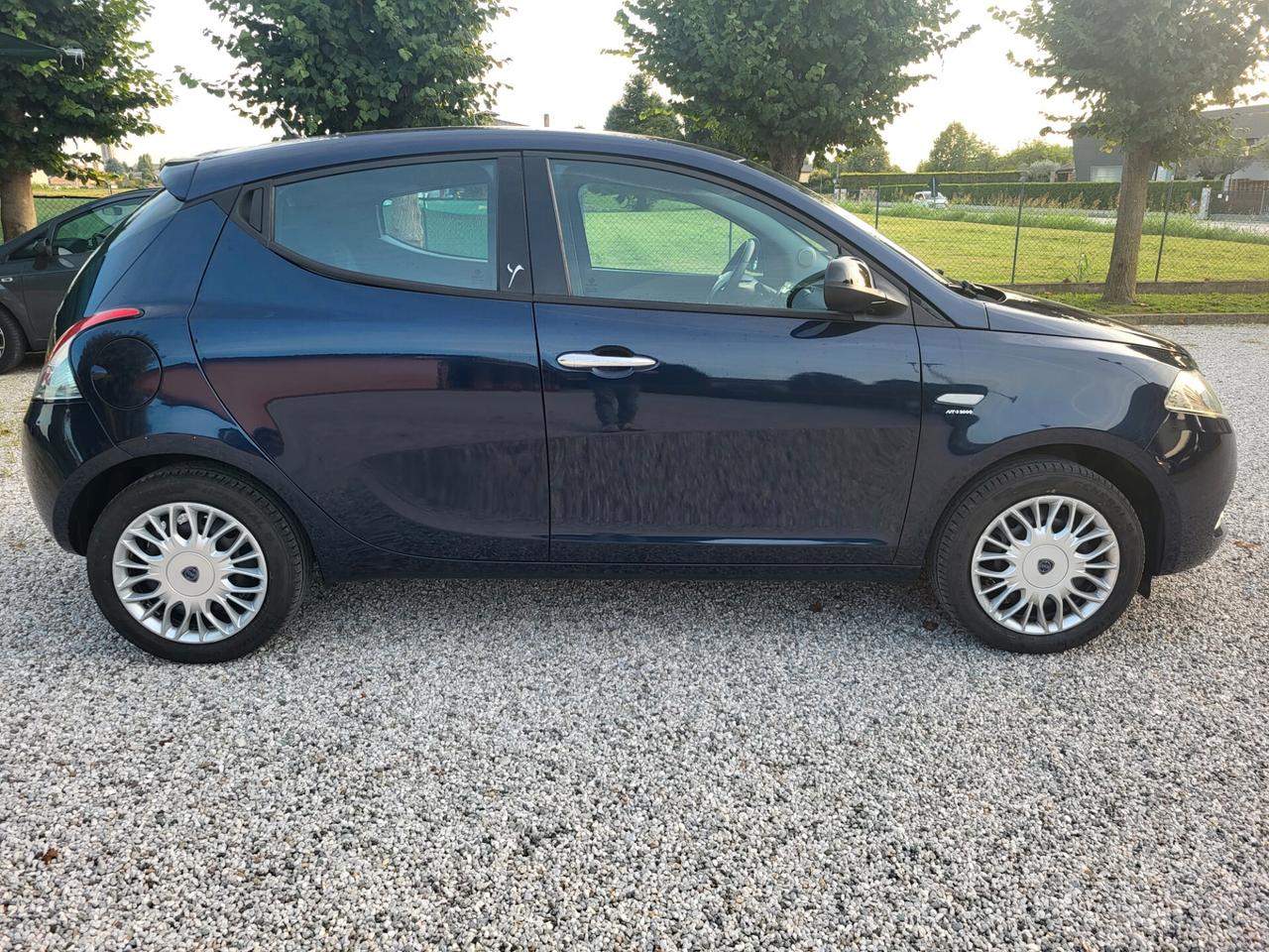 Lancia Ypsilon 1.2 69 CV 5 porte GPL Ecochic Gold