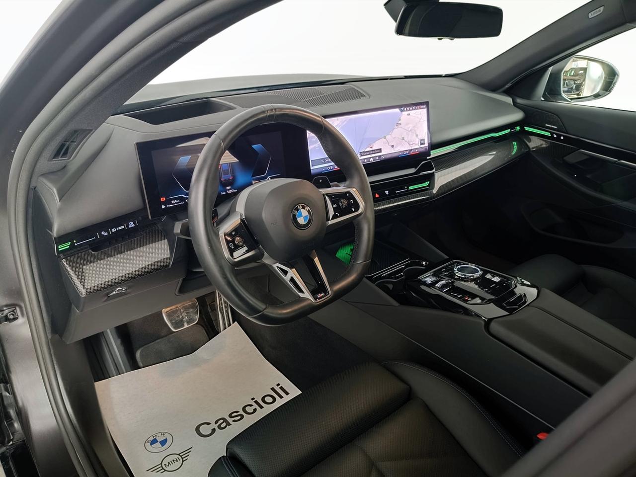 BMW Serie 5 G61 2024 Touring - 520d Touring 48V xdrive MSport Pro auto