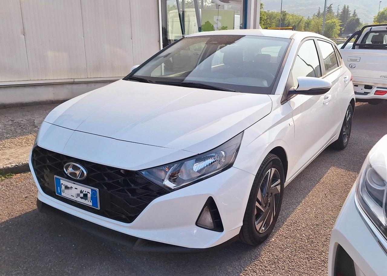 Hyundai i20 Hybrid Connectline SOLO 9MILA KM