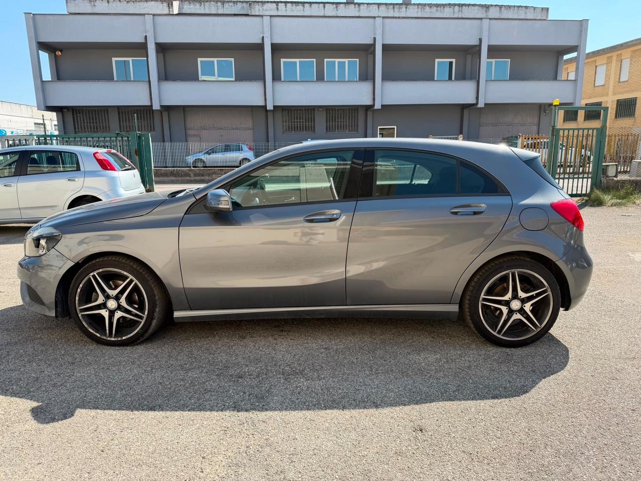 MERCEDES A 200 + KORANDO (leggere )