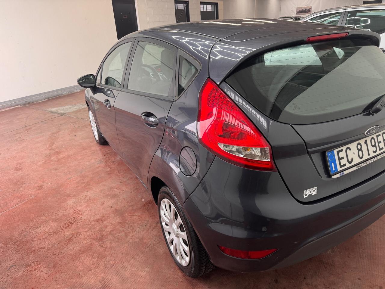 Ford Fiesta 1.4 5 porte Bz.- GPL Titanium