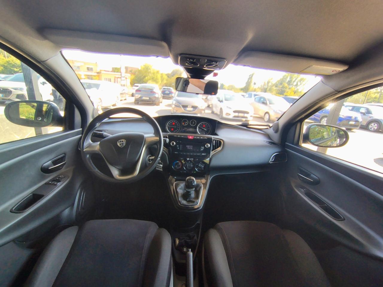 Lancia Ypsilon 1.2 69 CV 5 porte GPL Ecochic Gold