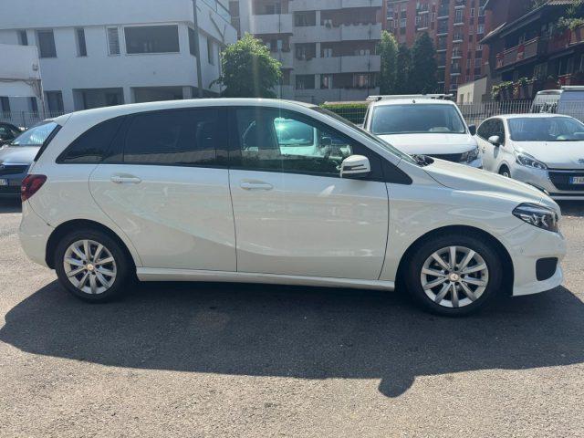 MERCEDES-BENZ B 180 d Automatic PREMIUM - UNICOPROPRIETARIO