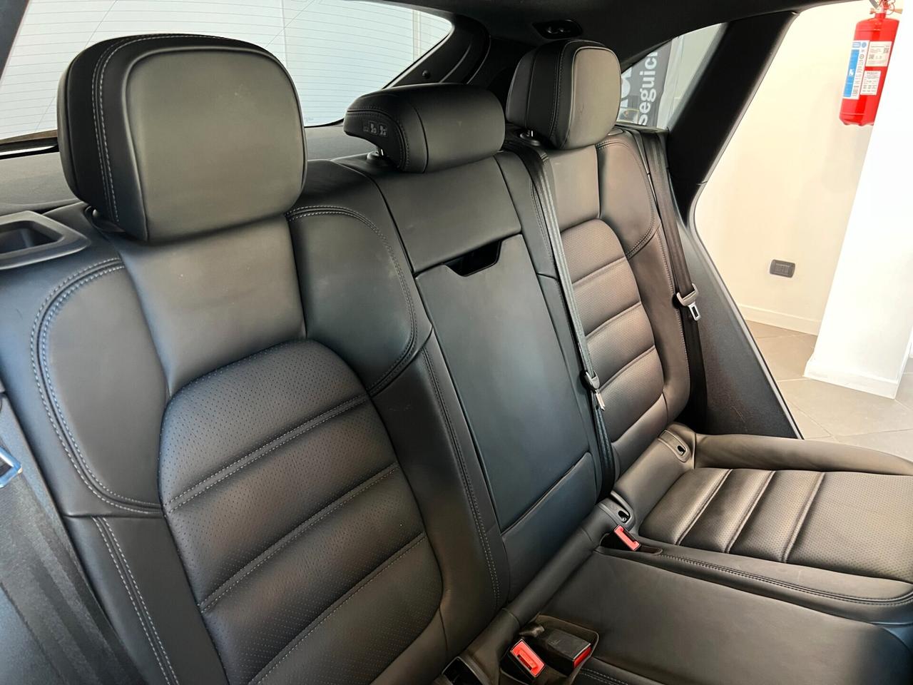 PORSCHE MACAN 2.0 CC 245 CV PDK FULL OPTIONAL