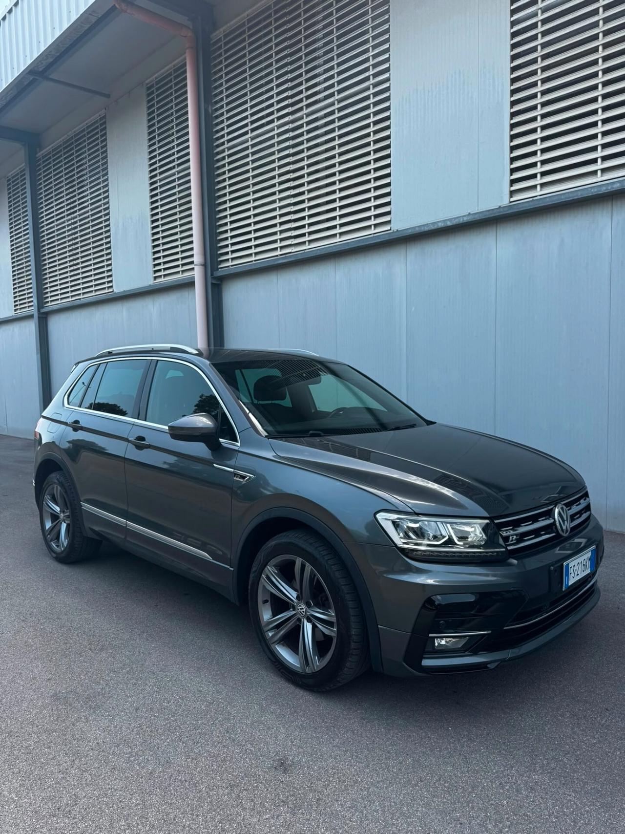 Volkswagen Tiguan 2.0 TDI SCR DSG 4MOTION Rline