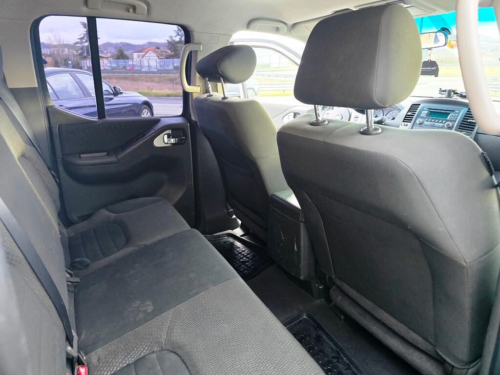 Nissan Navara 2.5 dCi 190CV IN PERFETTO STATO