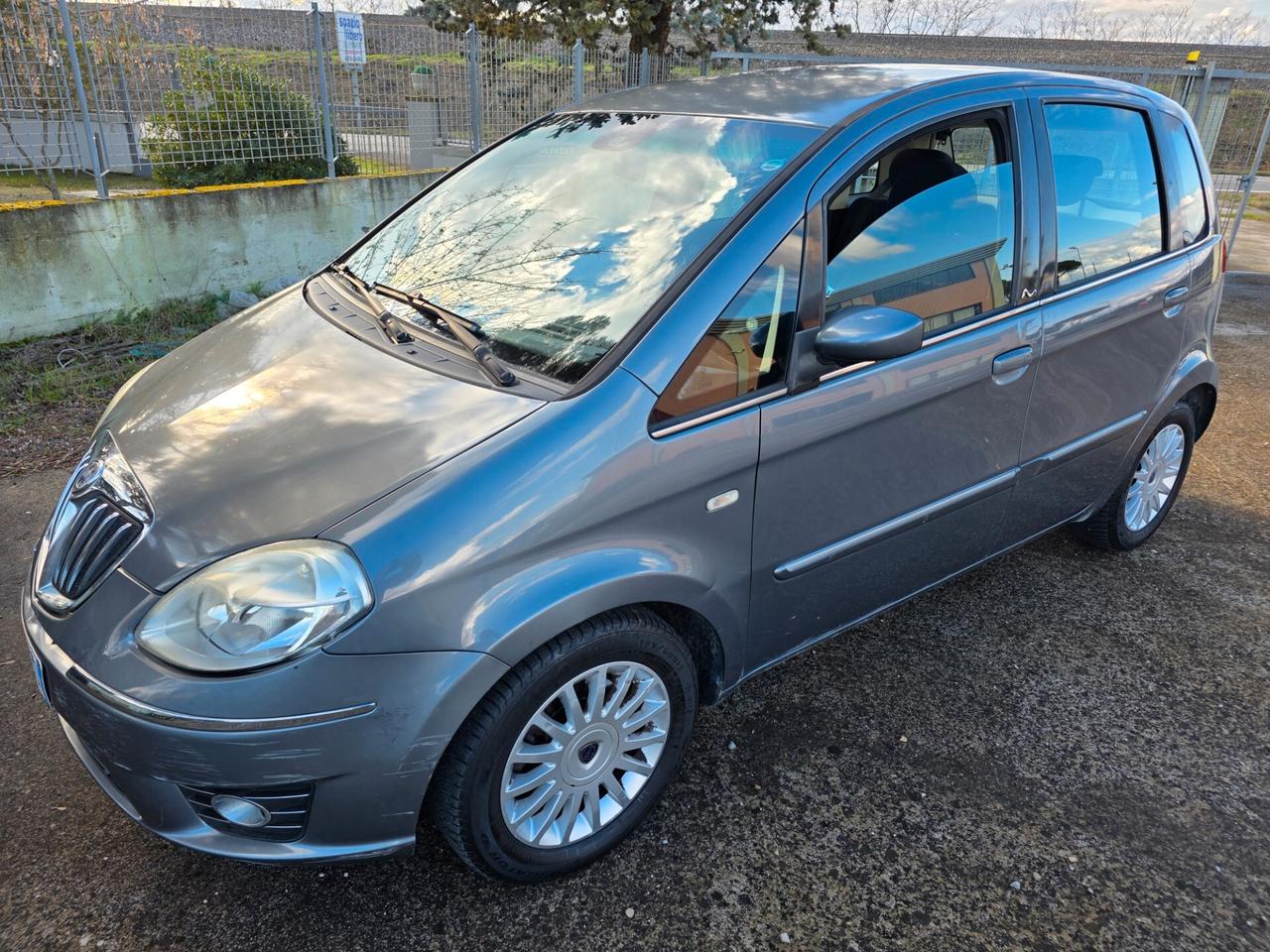 Lancia MUSA 1.3 Multijet 16V 90 CV Oro Plus