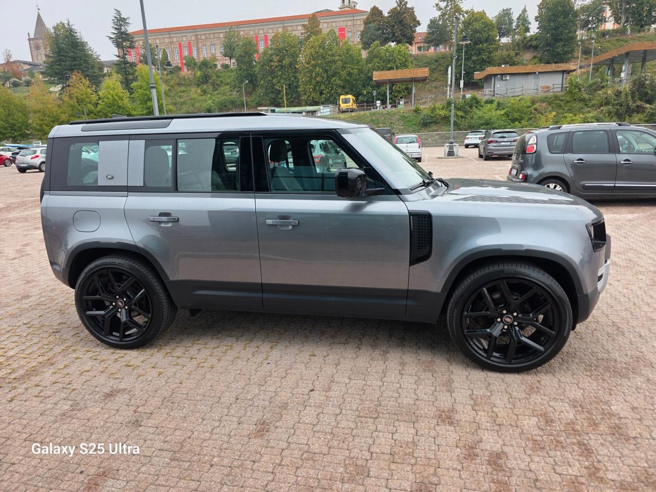 Defender 110 3.0D I6 200CV X-Dynamic iva esposta