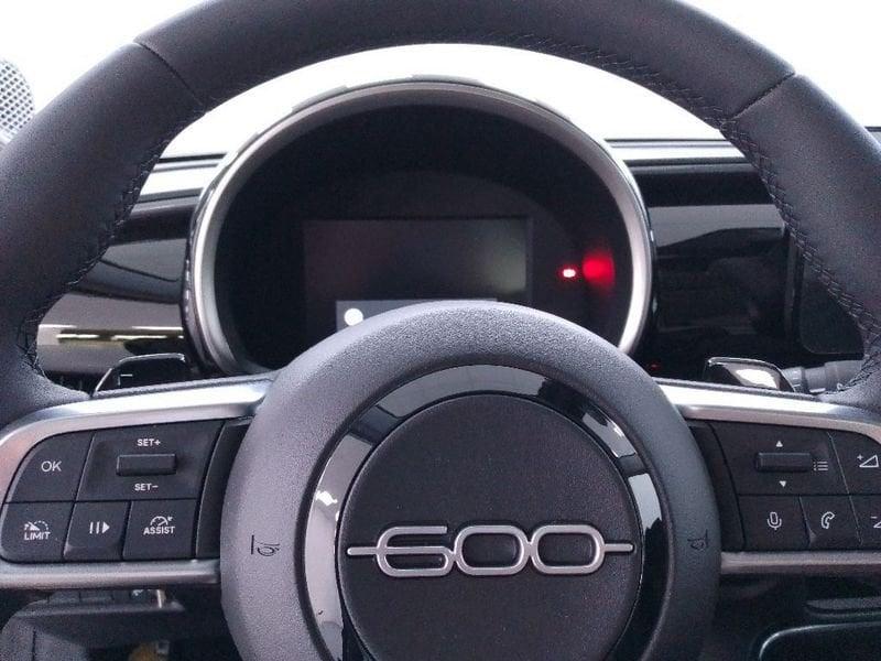 FIAT 600 1.2 hybrid Icon 145cv auto