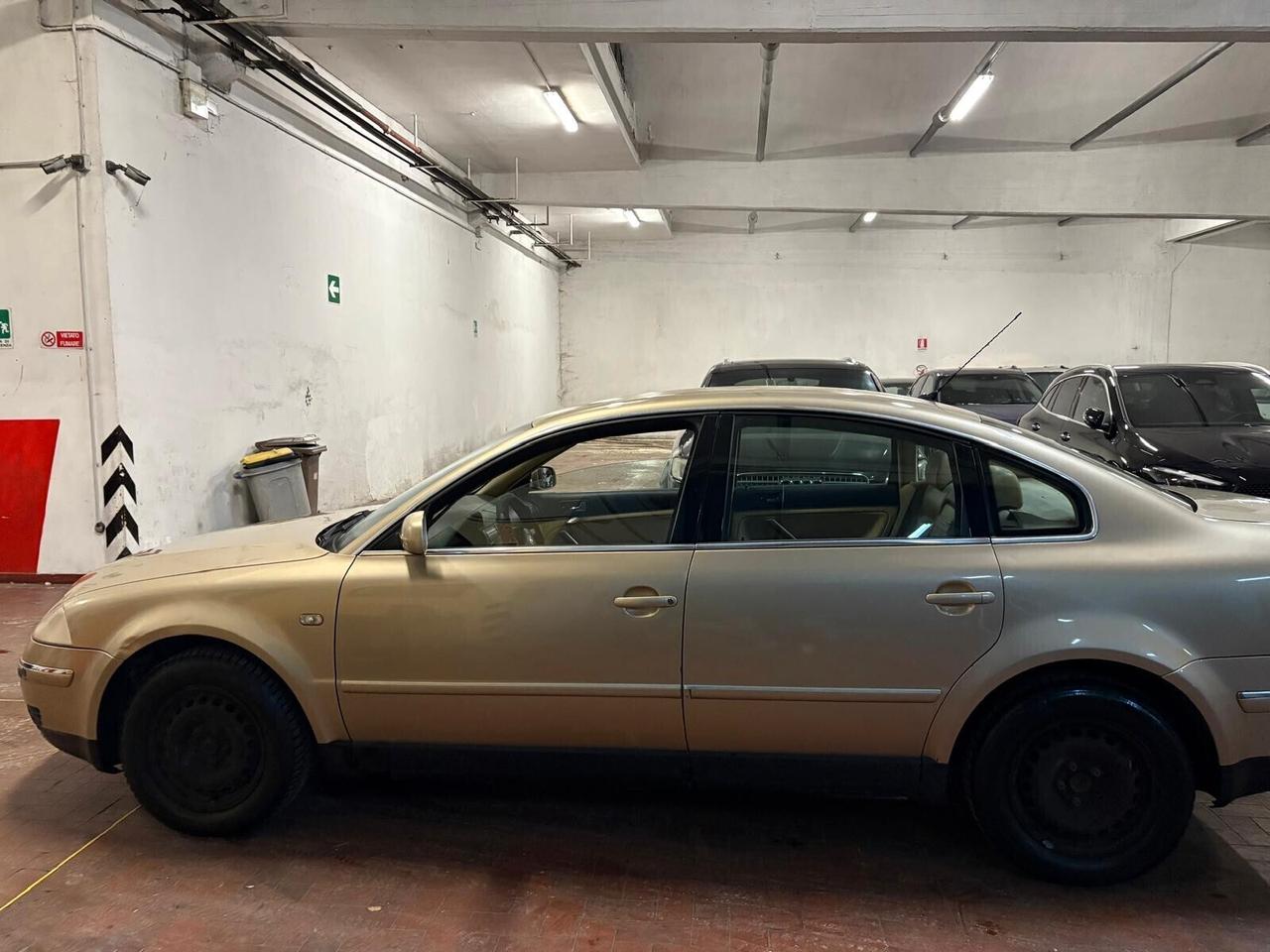 Volkswagen Passat 1.9 TDI/130 CV cat Highline