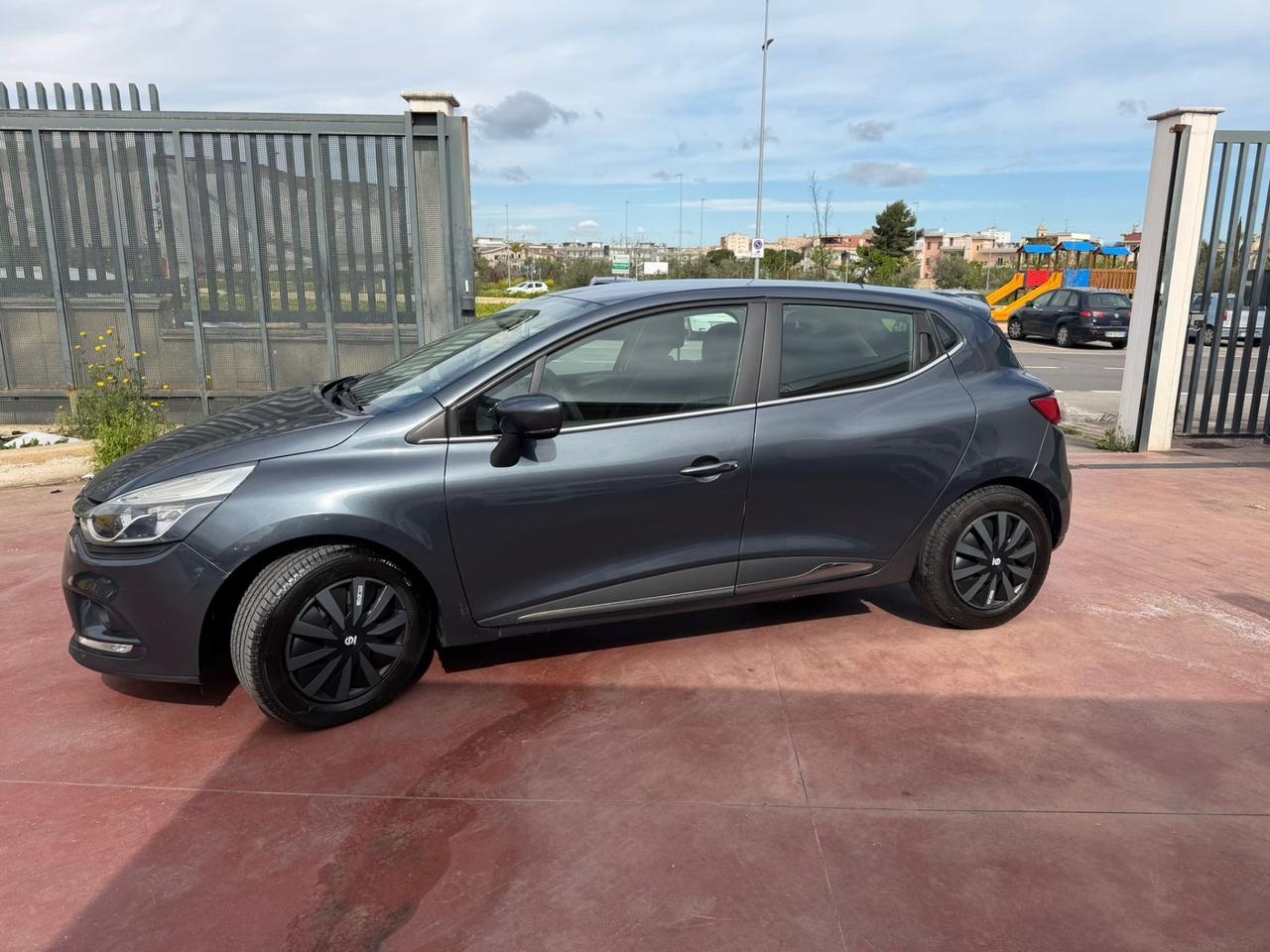 Renault Clio dCi 8V 75CV Start&Stop 5 porte Energy Zen