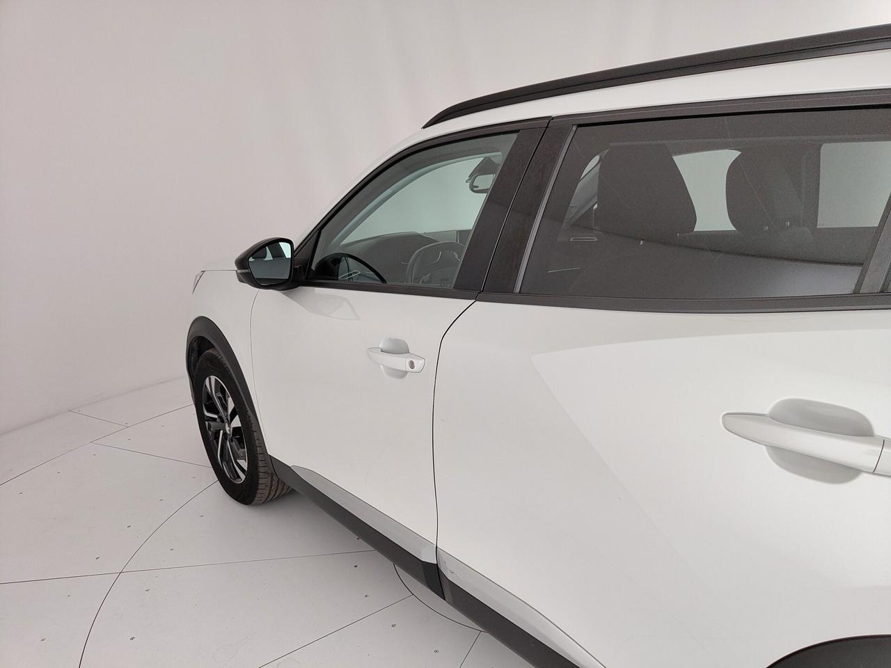 Peugeot 2008 PureTech 130 S&S EAT8 Allure