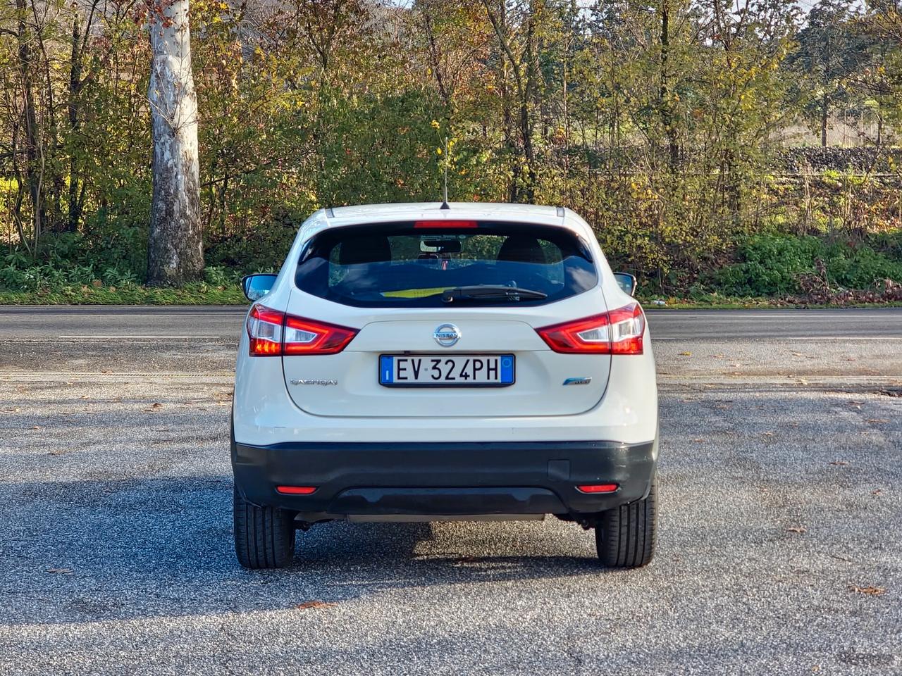 Nissan Qashqai 1.5 dCi DPF Tekna 2014-E5B Manuale