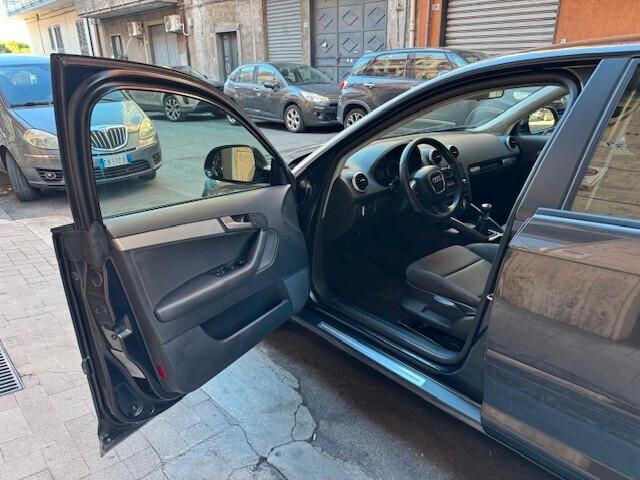 Audi A3 SPB 1.6 TDI Ambition - A 3