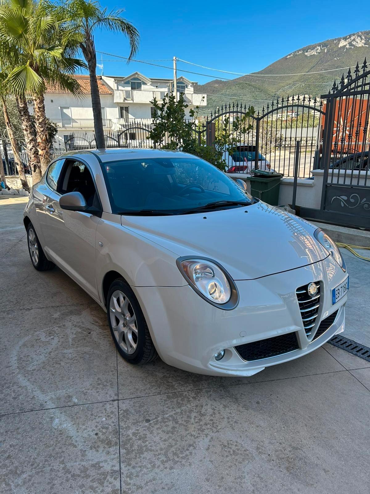 Alfa Romeo MiTo 1.3 JTDm-2 95 CV S&S Distinctive Sport Pack