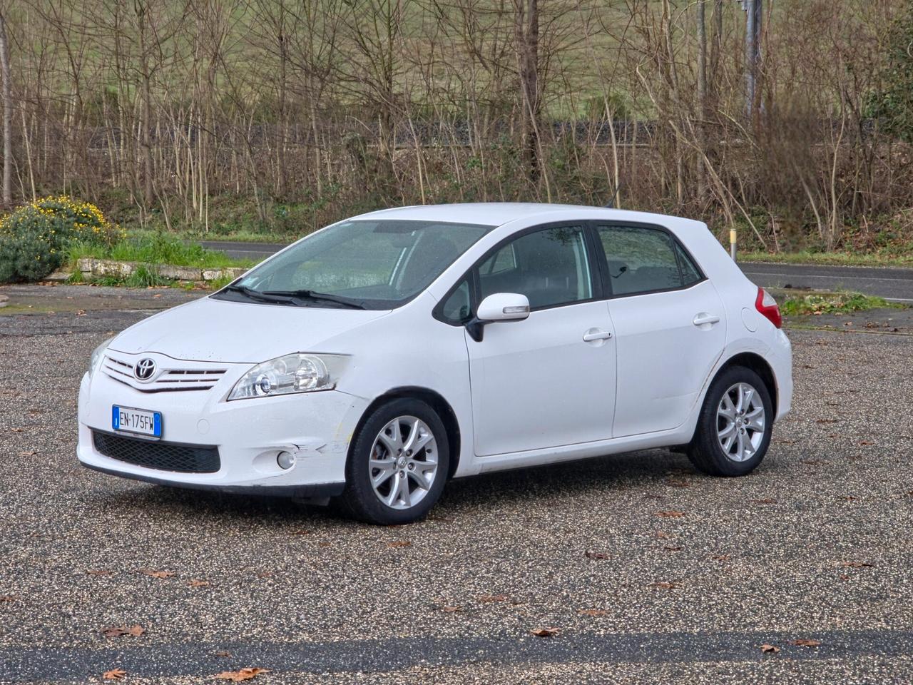 Toyota Auris 1.3 5 porte Active CV-99 2012-E5 Manuale NEO