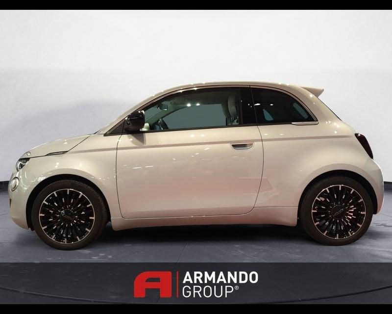 FIAT 500 (2020-->) Berlina Hybrid Icon