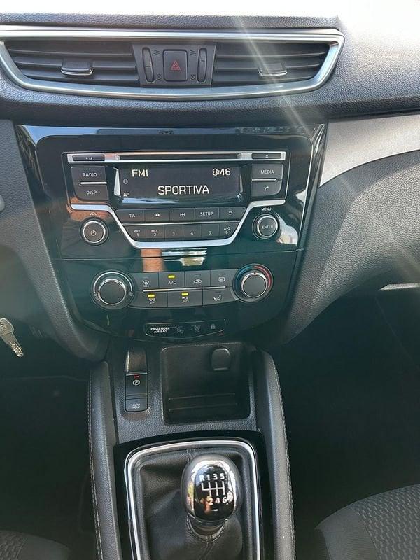 Nissan Qashqai 1.2 DIG-T 115cv Visia 2WD