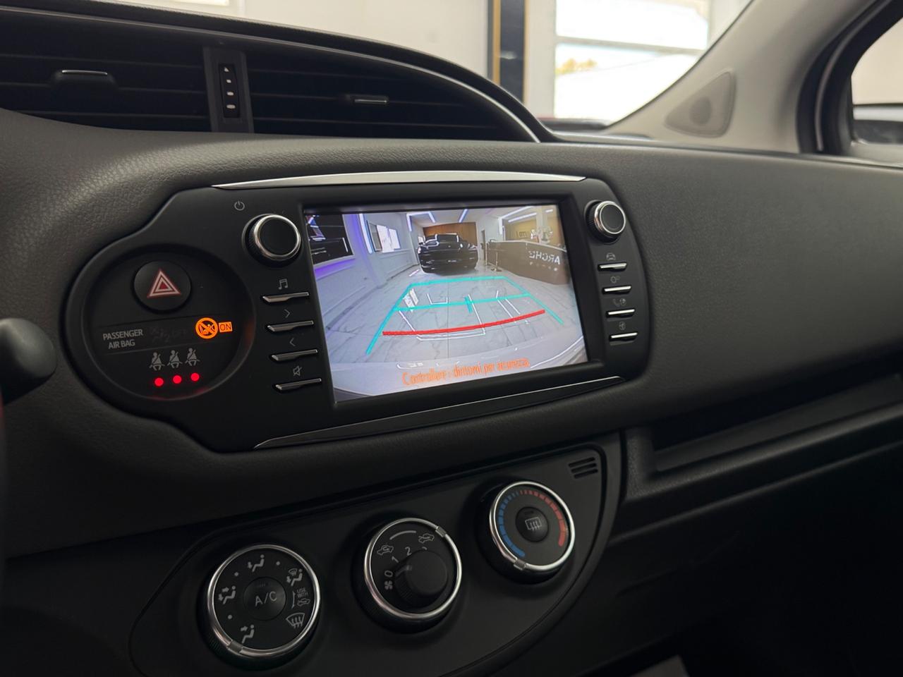 Toyota Yaris 1.4 Diesel Lounge Full Opt