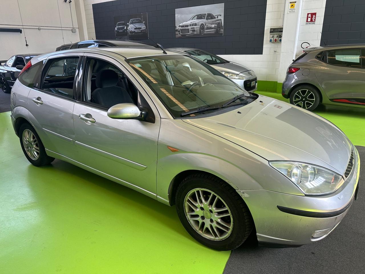 Ford Focus 1.6i 16V cat 5p. Ghia GPL