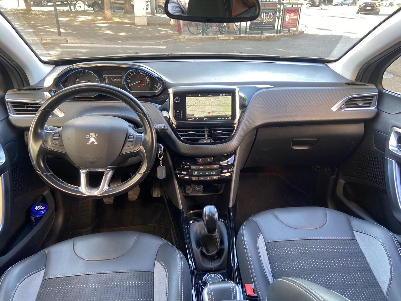 Peugeot 2008 Allure 1.5 Blue HDI 100 #11323