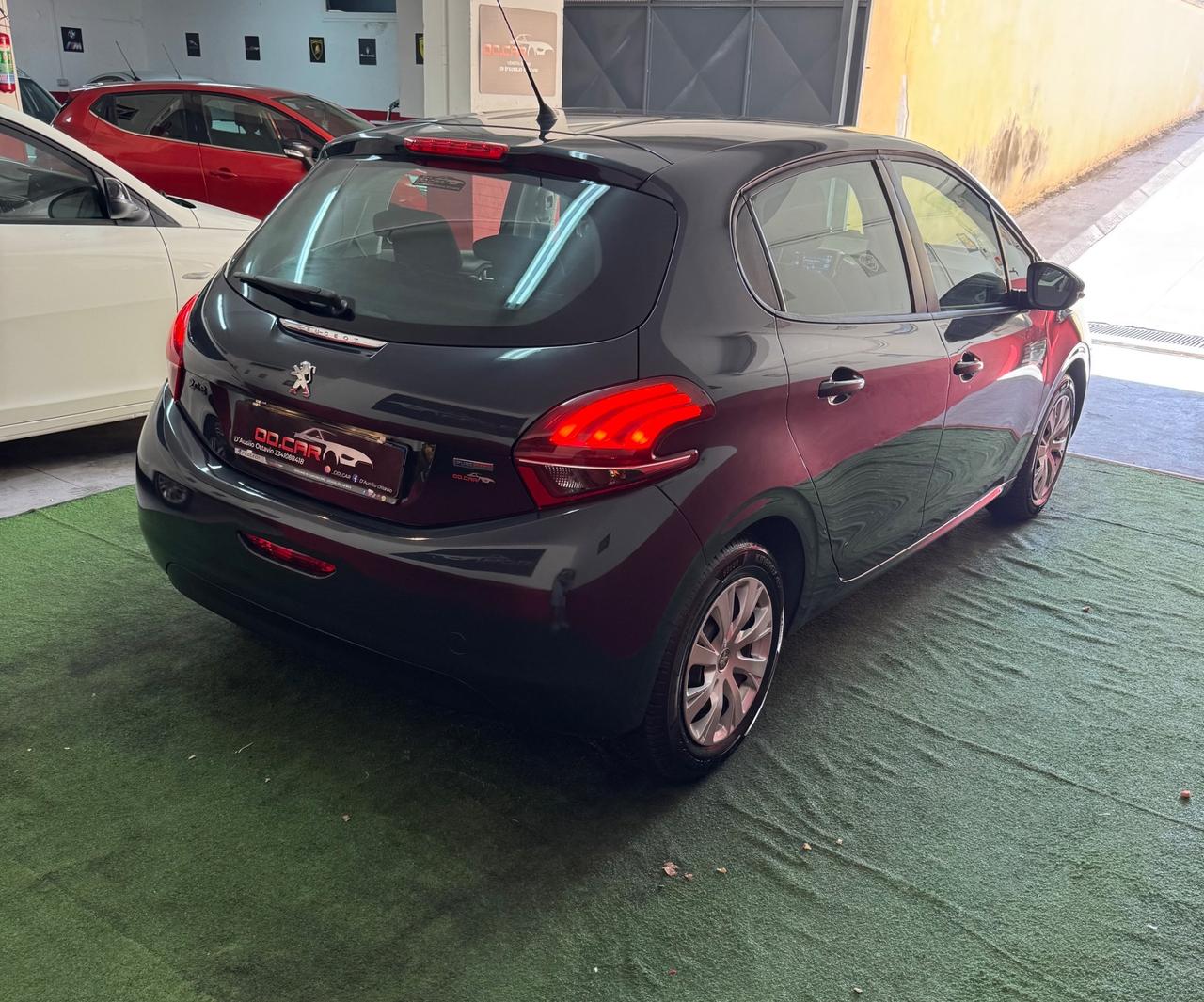 Peugeot 208 5 porte Access 110000 CHILOMETRI