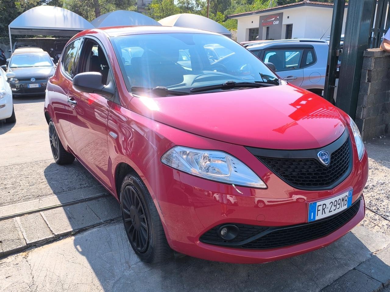 Lancia Ypsilon 1.2 69 CV 5 porte GPL Ecochic Gold