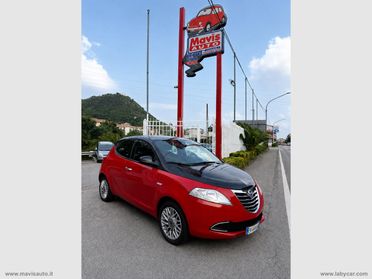 LANCIA Ypsilon 1.2 69 CV 5p. S&S Black&Red