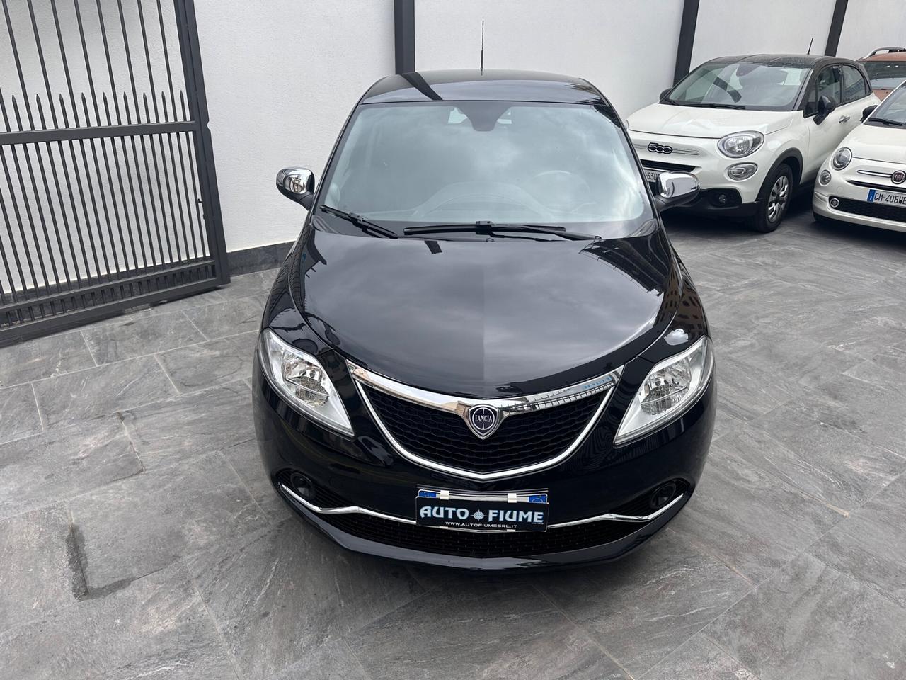 Lancia Ypsilon 1.2 69 CV 5 porte Gold