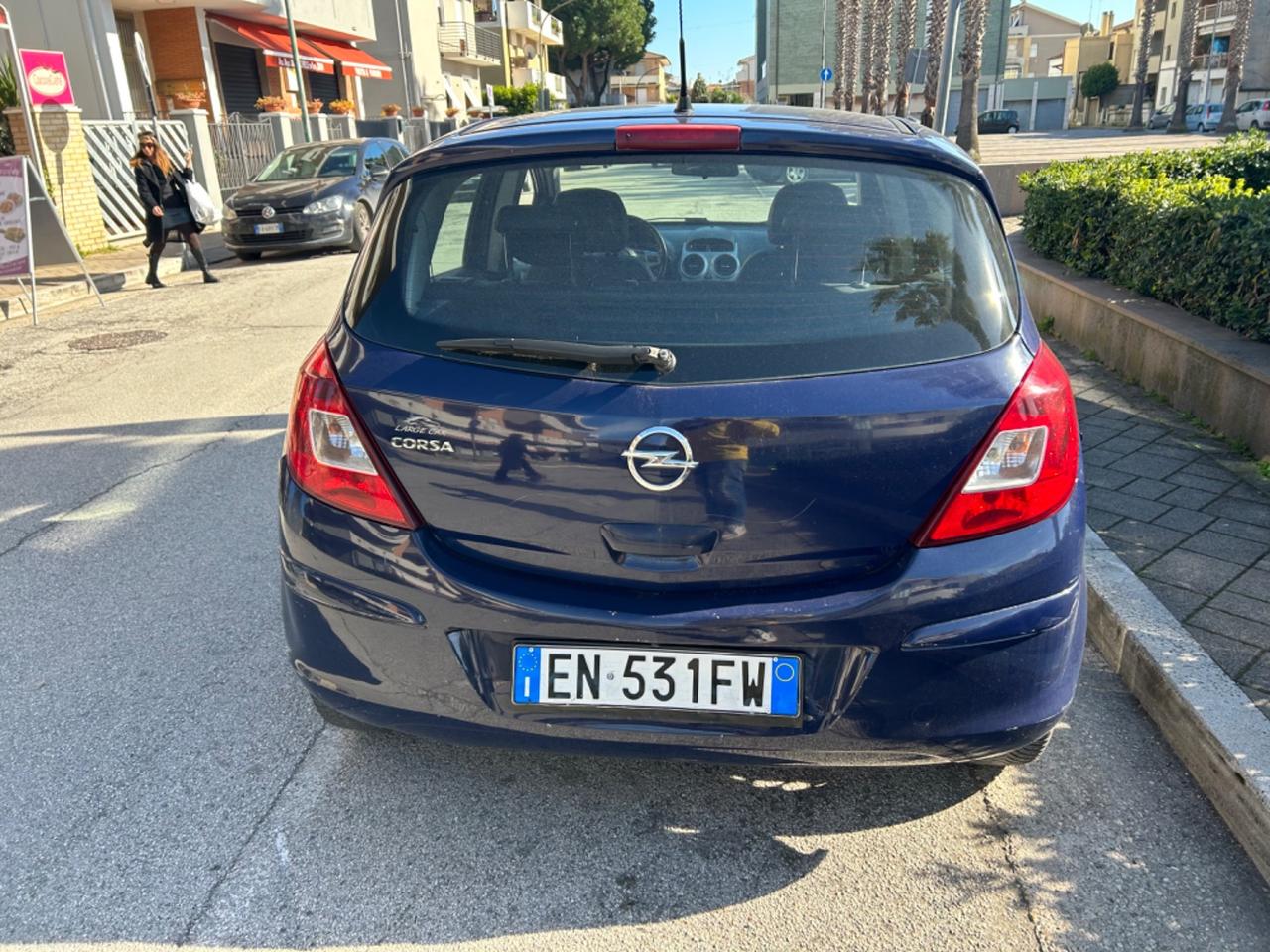 Opel Corsa 1.4 16V 5 porte Elective