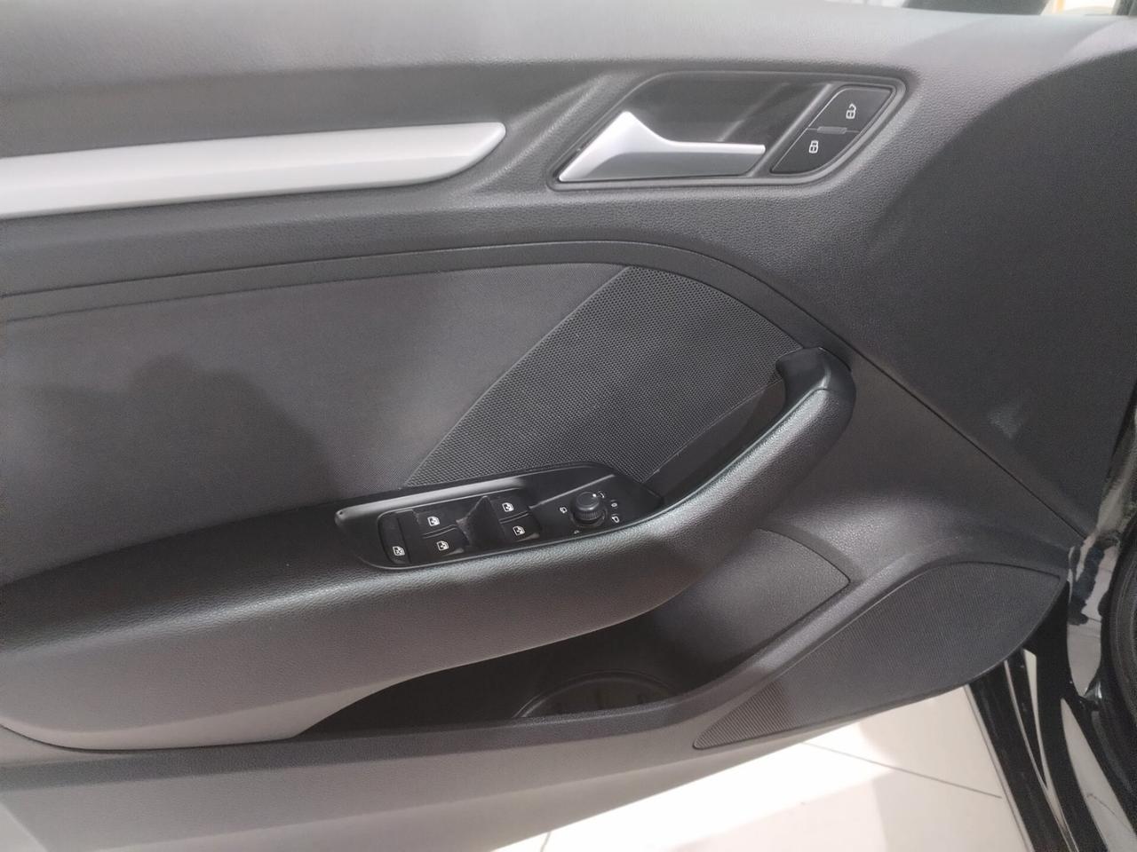 Audi A3 SPB 35 TDI S tronic Business